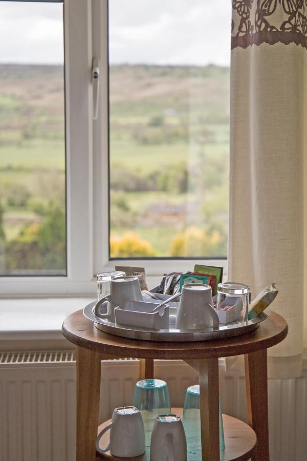 Oakamoor Moorland View Farm B&B מראה חיצוני תמונה